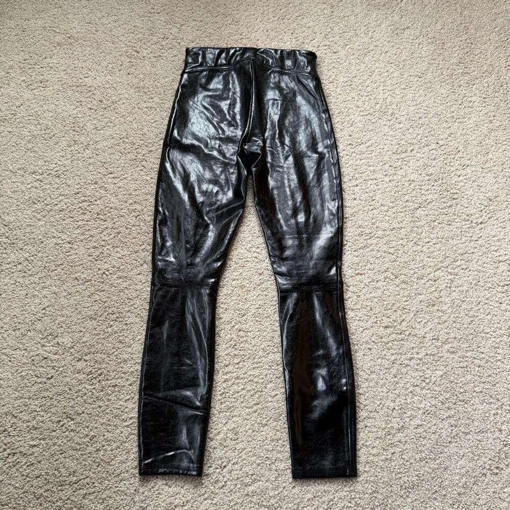 Spanx Faux Patent Leather Leggings in Black Size XS - Picture 2 of 3